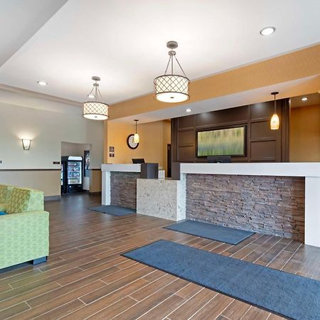 Best Western Plus Moosomin Hotel Exterior photo
