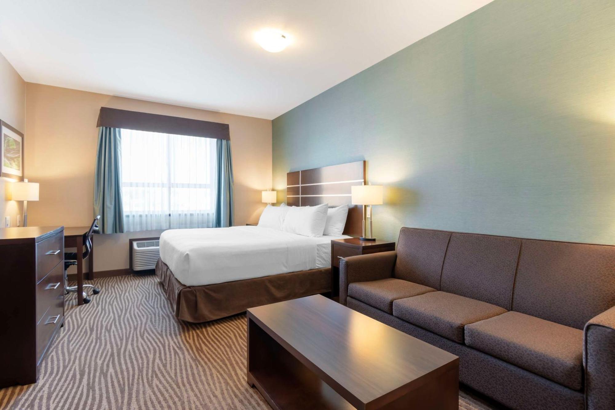 Best Western Plus Moosomin Hotel Exterior photo